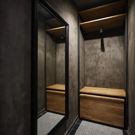 Seaview House Mali Rog *