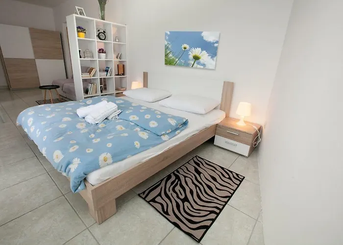 Seaview House Mali Rog Zára