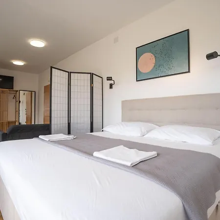 Seaview House Mali Rog Apartment *