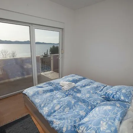 Seaview House Mali Rog Apartmán *