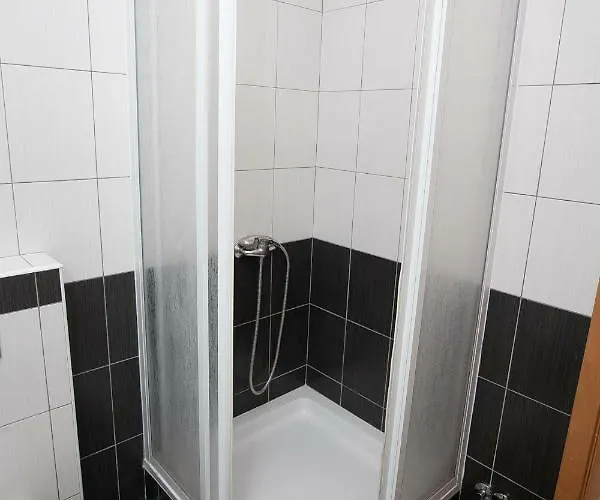 Seaview House Mali Rog Задар